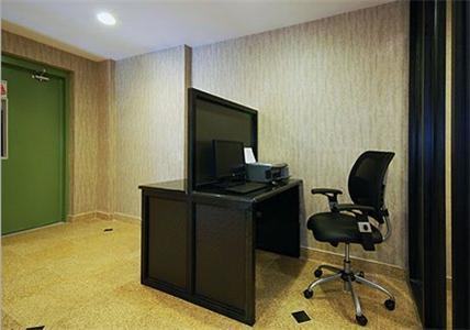 Quality Inn Jamaica Airtrain نيو يورك المظهر الخارجي الصورة