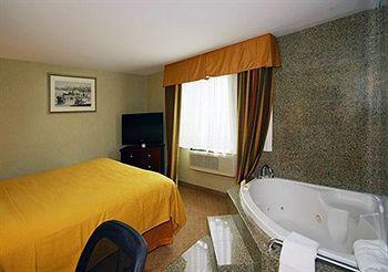 Quality Inn Jamaica Airtrain نيو يورك المظهر الخارجي الصورة
